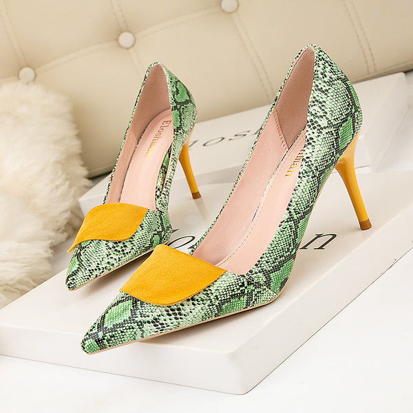 Exquisite Serpentine Pumps